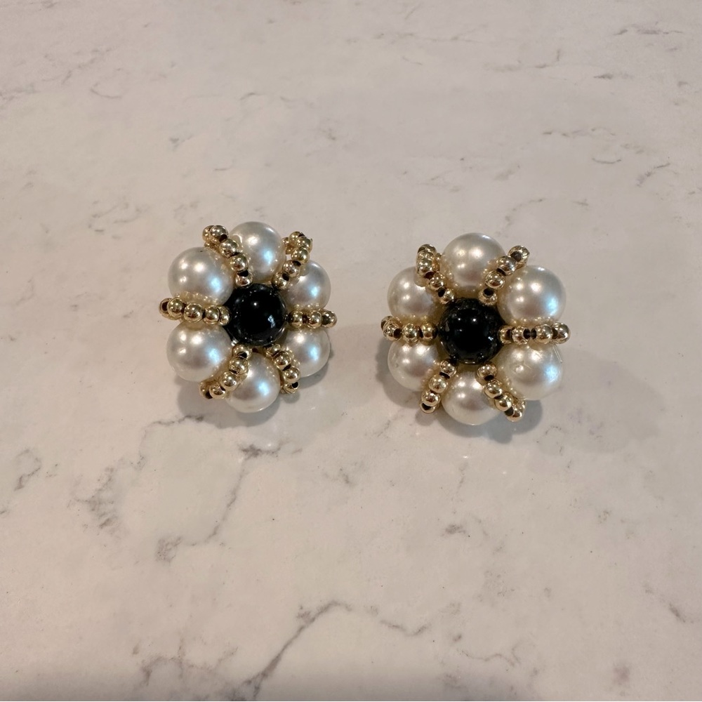 Flower earrings